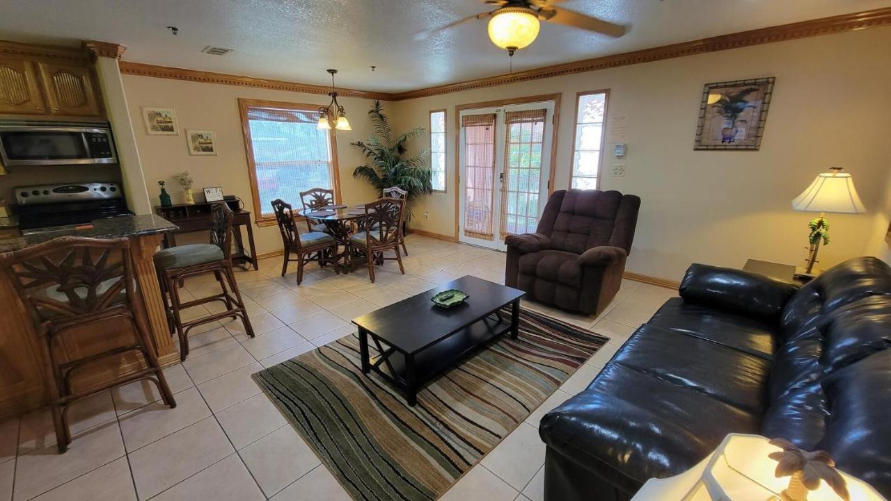 Cozy 2 Bedroom With Big Pool - Campeche Triplex Unit C Home South Padre Island Εξωτερικό φωτογραφία